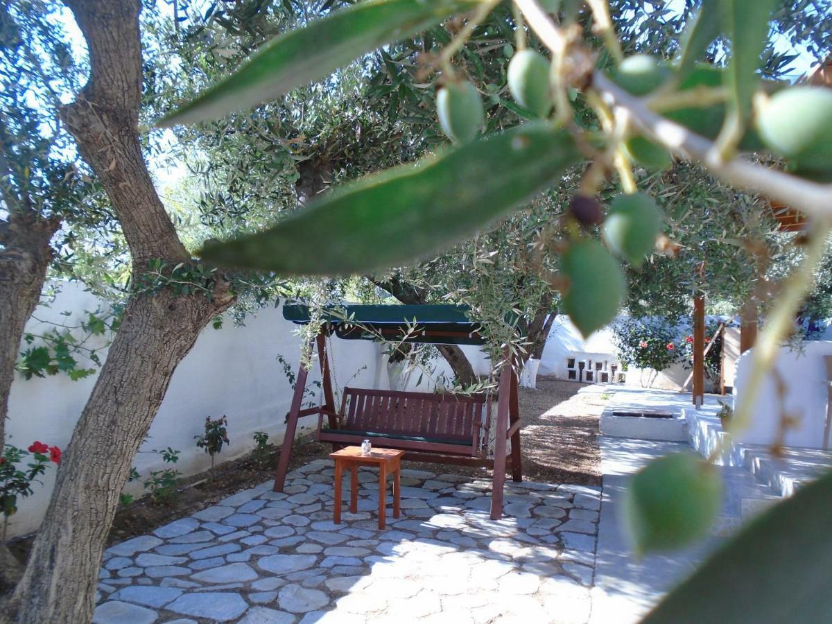 Leros Eleonas Apartments アリンダ エクステリア 写真
